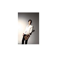 Jake Shimabukuro - Jake Shimabukuro Press Photo