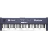 digital pianos Studiologic SL 990XP 88 Key MIDI Controller digital pianos