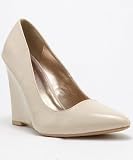 Qupid Meester-01 Pointy Toe Patent Wedge NUDE