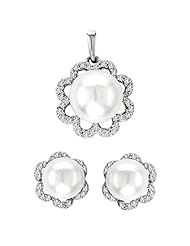 14K White Gold 0.53 cttw Enclosed In A Flower Diamond and White Pearl Set