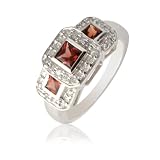 0.75cttw Natural White Diamond (SI Clarity, GH Color)  Garnet Ring in 14K White Gold.