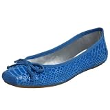 Jessica Simpson Women's Leve Flat
