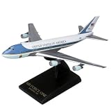 VC - 25A Air Force One - 1 / 200 scale model - B0006N1R8A