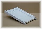 Cot top changer in white with fawn criss cross mat