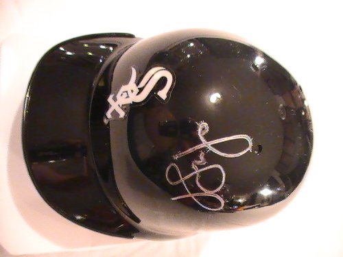 OMAR VIZQUEL SIGNED AUTOGRAPHED MINI HELMET CHICAGO WHITE SOX RAM