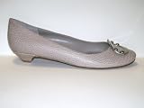  : Nine West Women's Cultivate Flat
