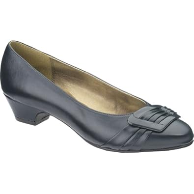Soft Style by Hush Puppies Women's Pleats Be with You Dress Pump ...