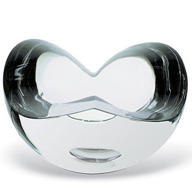 Baccarat Heart 2 1/8in H X 3 3/4in L