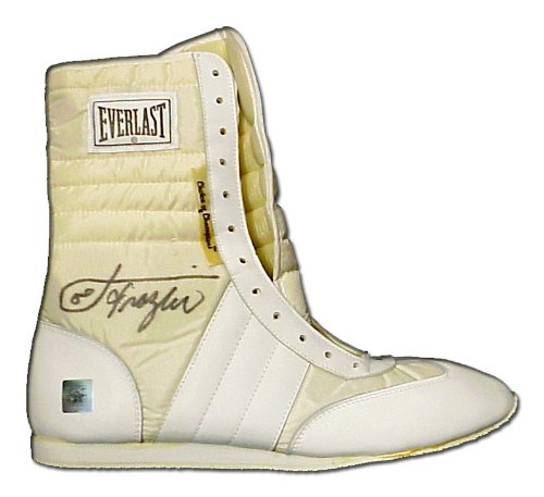Joe Frazier Signed Everlast Boxing Shoe