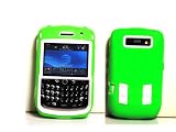 ULTRA PROTECTION PREMIUM 2 IN 1 WHITE THIN SILICONE SKIN WITH GREEN RUBBERIZED SNAP ON HARD SKIN COVER CASE FOR BLACKBERRY CURVE 8900 + PRE-CUT SCREEN PROTECTOR / GUARD