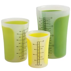 SleekStor Pinch + Pour Measuring Beakers, 3-Piece Set