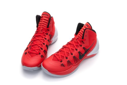 red and black hyperdunks