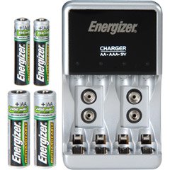 Energizer Basic Charger with 4 AA Batteries Included