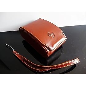 Click here to buy Camera Leather Case Brown for Leica V-LUX20 LUX30 + Hand Strap (V-LUX-20 LUX-30 Bag) by Protech.