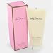 Launched by the design house of Oscar de la Renta in 1997, SO DE LA RENTA is classified as a refreshing, flowery fragrance. This feminine scent possesses a blend of fruits and exotic woods. Accompanied by gardenia and vanilla. It is recommended for daytime wear.