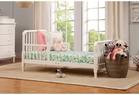 DaVinci Jenny Lind Toddler Bed, White, Meets ASTM international safety standards