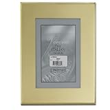 4" x 6" Metal Picture Frame in Brass Plated with Outer Edge Detail