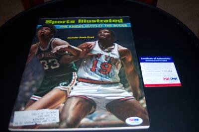 Willis Reed Knicks Psadna Signed Sports Illustrated - Autographed NBA Magazines
