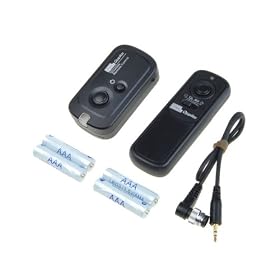 Pixel Oppilas RW-221 DC0 100m Wireless Shutter Release for Nikon: D1 series, D2 series, D3 series, D700, D300, D300s, D200, N90s, F5, F6, F100, F90, F90X. Fujifilm: S5 Pro, S3 Pro. Kodak: DCS-14n.