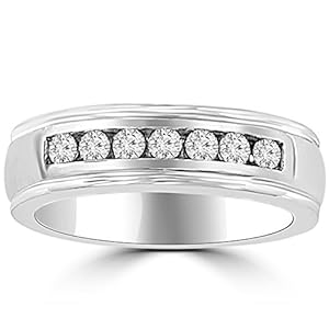 0.66 ct Men's Round Cut Diamond Wedding Band in Platinum In Size 7