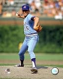 Phil Niekro , 8x10