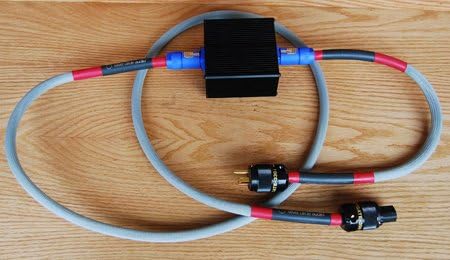 Silver Circle Audio - Vesuvius dcB w/ 20-amp IEC Connector