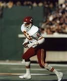 WILLIE LANIER KANSAS CITY CHIEFS 8X10 SPORTS ACTION PHOTO (G)