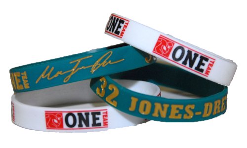 NFL Jacksonville #32 Maurice Jones-Drew Official Signature Wristband With Bonus NFLPA One Team Football Wristband (Medium)