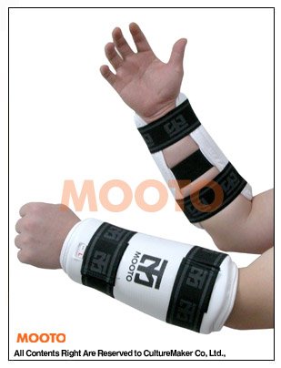 Mooto Taekwondo Forearm Protector - White