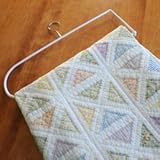 QUILT/BEDSPREAD/BLANKET HANGER