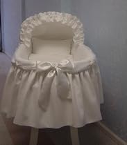 charming bassinet<br>by lullaby