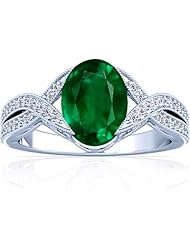 18K White Gold Oval Cut Emerald Ring With Sidestones