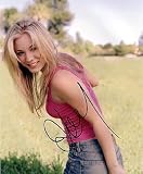 KALEY CUOCO 8x10 Photo Signed In-Person