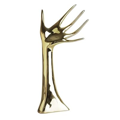 Mannequin gold hand for jewellery