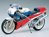 1/12 オートバイ ホンダVFR750R 14057 の評価・レビュー
