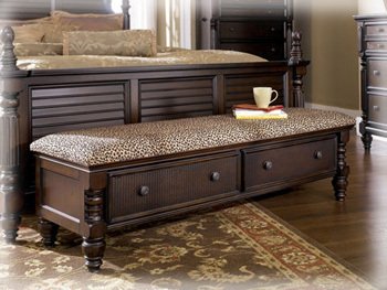Traditional Dark Brown Key Town Bedroom Storage Bench