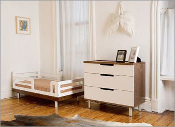 Oeuf Toddler Bed Room Set in Walnut