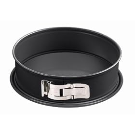 Kaiser Bakeware LaForme Plus 12 Inch Springform by Kaiser