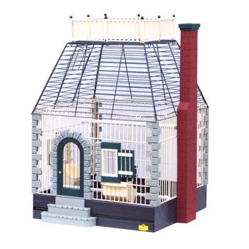 Prevue Hendryx FeatherStone Heights Stone Cottage Bird Cage