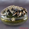 Bejeweled Swarovski Crystals Lizard Gecko Trinket Ring Gift Box
