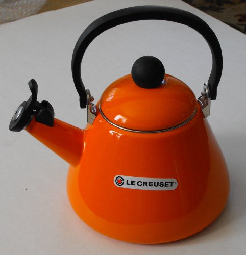 LE CREUSET TEA KETTLE QT TANGERINE