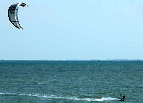 Wallmonkeys Kiteboarding Wall Mural Peel and Stick Graphic (36 in W x 26 in H) WM113909