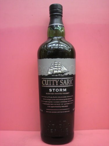 カティサーク ストーム 700ml [並行輸入品]