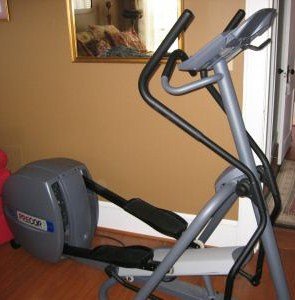 Precor EFX 5.19 Elliptical Cross-Trainer w/Moving Arms