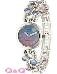 Q and Q Women Analog Watch Silver Band