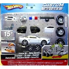 Hot Wheels Custom Motors Starter Set - MUSTANG (white) by 