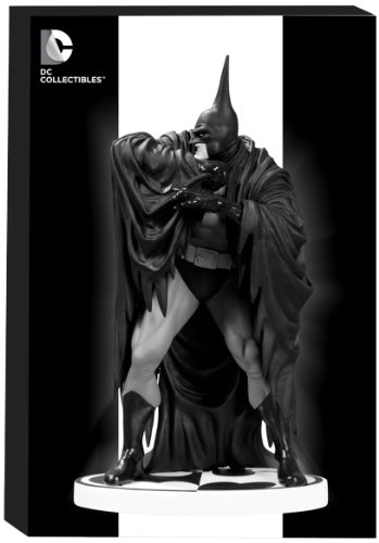 Batman Black & White Statue: Kelley Jones (New Edition)-image