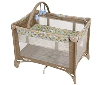 Graco Pack 'n Play Playard with Bassinet in Tango in the Tongo