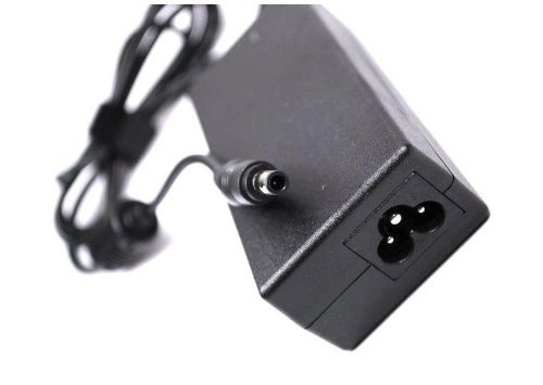 60W 19V 3.15A Replacement Samsung Laptop / Netbook AC - DC Adapter / Charger For Samsung NP-R480-JAB2US NP-R530 NP-R530-JA02US NP-R530 NP-R530-JA04US NP-R530CE NP-R530-JT01US NP-R540I NP-R540-JA02US NP-R540E NP-R540-JSE1US NP-R580I NP-R580-JBB1US NP-R580I NP-R580-JBB2US NP-R580E NP-R580-JSB1US NP-Q1U/600/SEA NP-Q1U/P01/SEA NP-Q1U/SD1/SEA NP-Q1UA000 NP-Q1UAP01/SEA NP-Q1UAY01/SEA