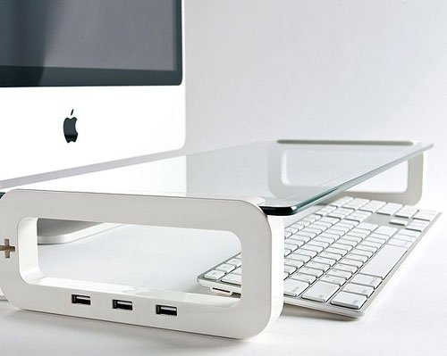 デスクをすっきりさせる　USBハブ付きモニターボード　UBOARD（ユーボード）